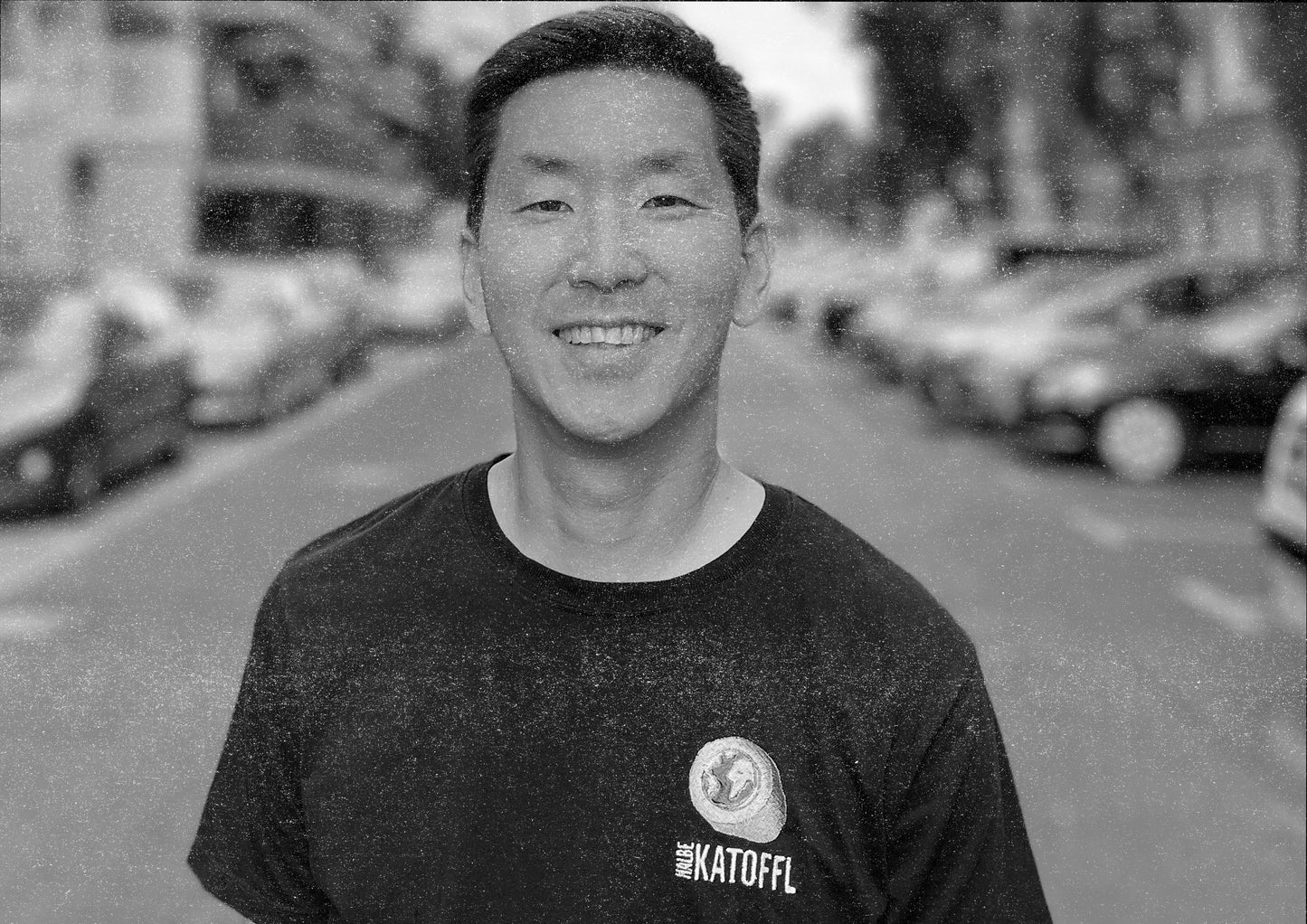 Frank Joung (Moderator, Journalist) empfiehlt ANOTHER NGUYEN – Motherland