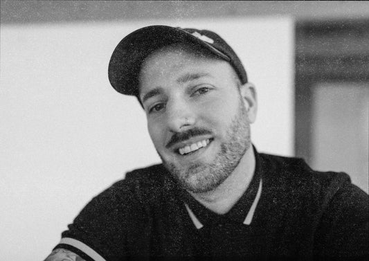 Bastian Bochinski (Fotograf) empfiehlt Brutalismus 3000 – Satan Was A Babyboomer