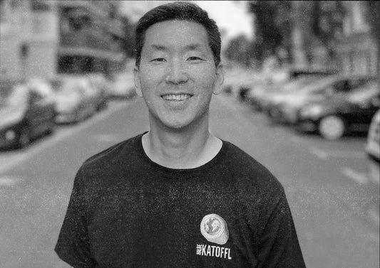Frank Joung (Moderator, Journalist) empfiehlt ANOTHER NGUYEN – Motherland